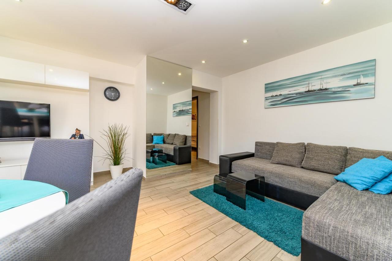 Apartments Maksim And Timon Krk Town Luaran gambar