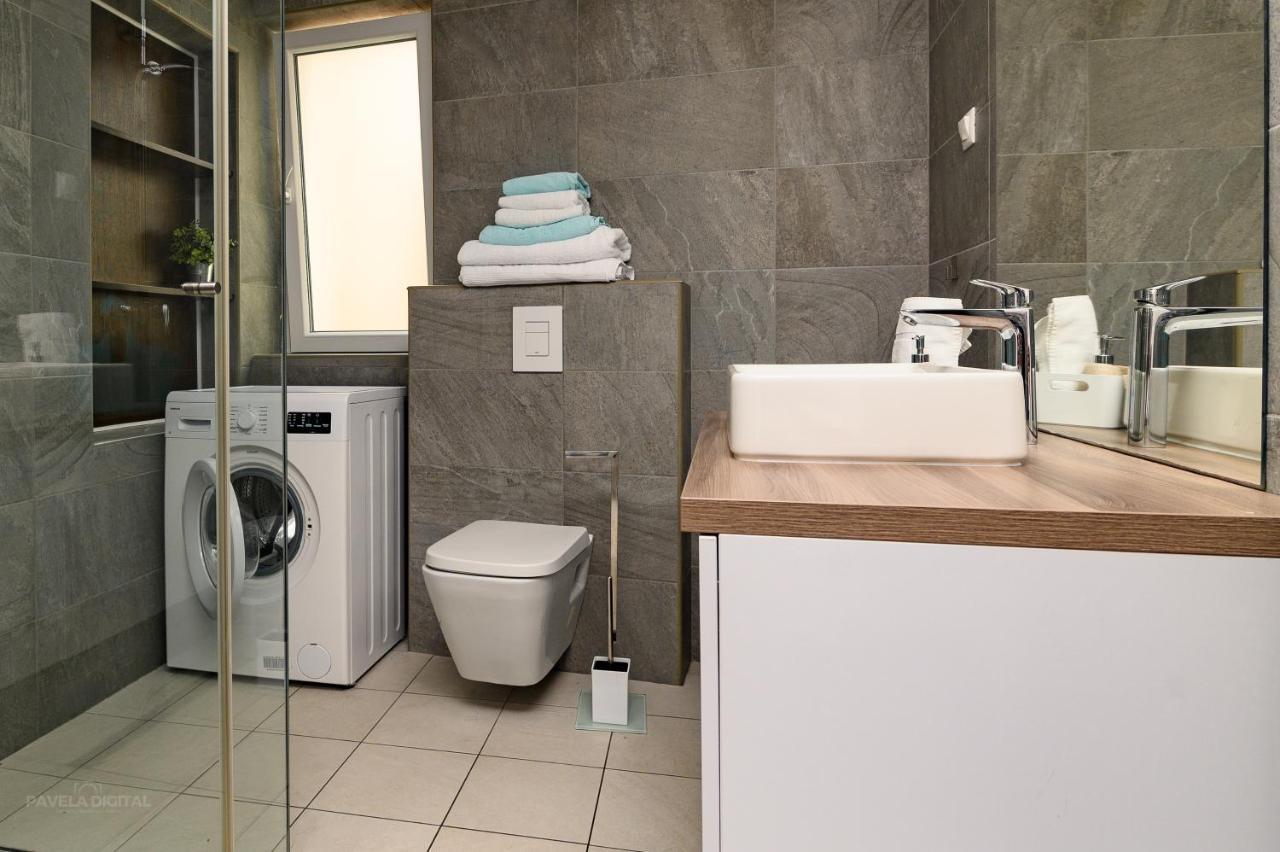 Apartments Maksim And Timon Krk Town Luaran gambar