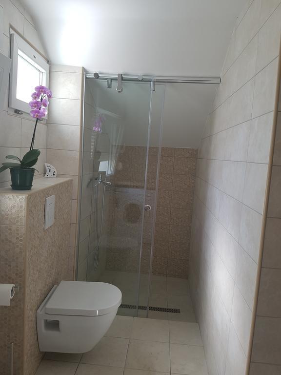 Apartments Maksim And Timon Krk Town Luaran gambar