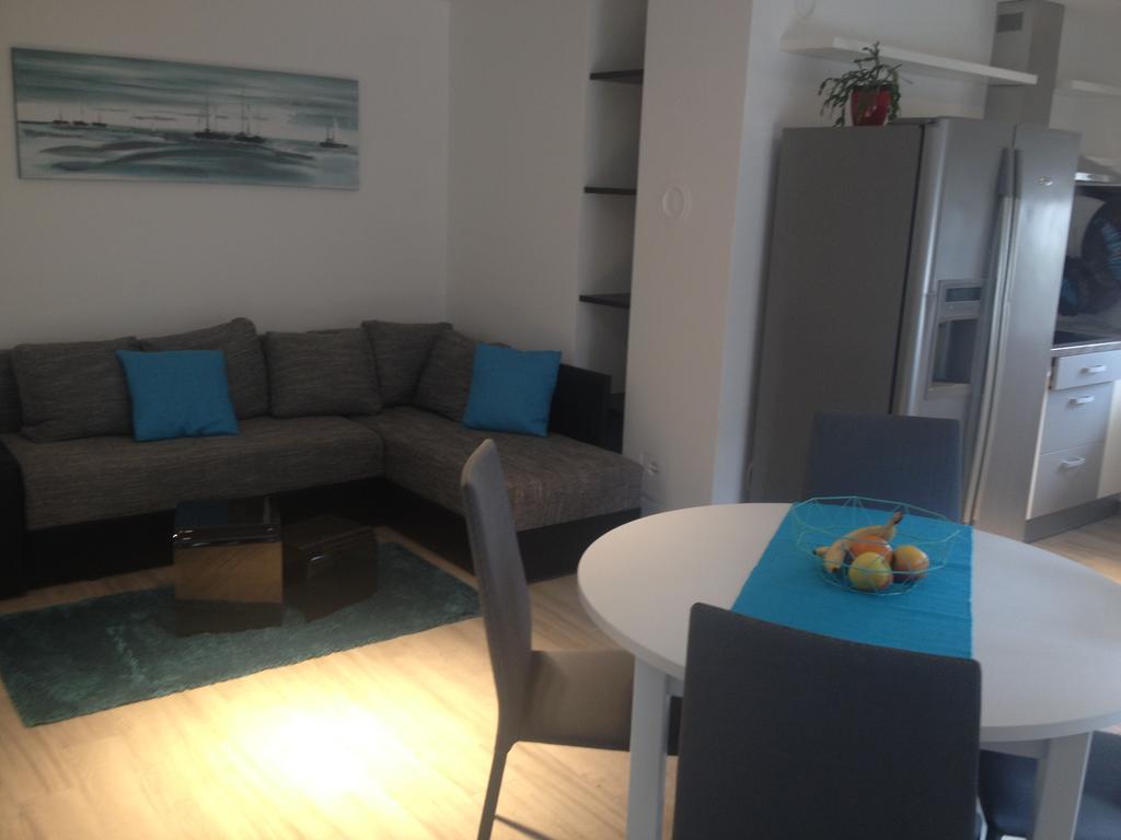 Apartments Maksim And Timon Krk Town Luaran gambar